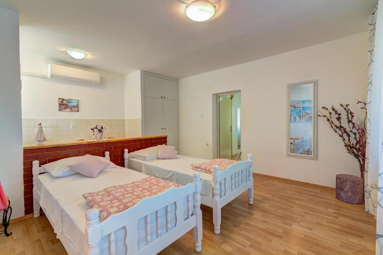 Apartments By The Beach Adela Senj Senj  Exterior photo